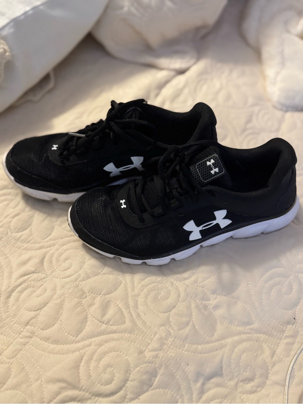 Under Armour Black and White Lace-Up Training Sneakers - Picture 8 of 9